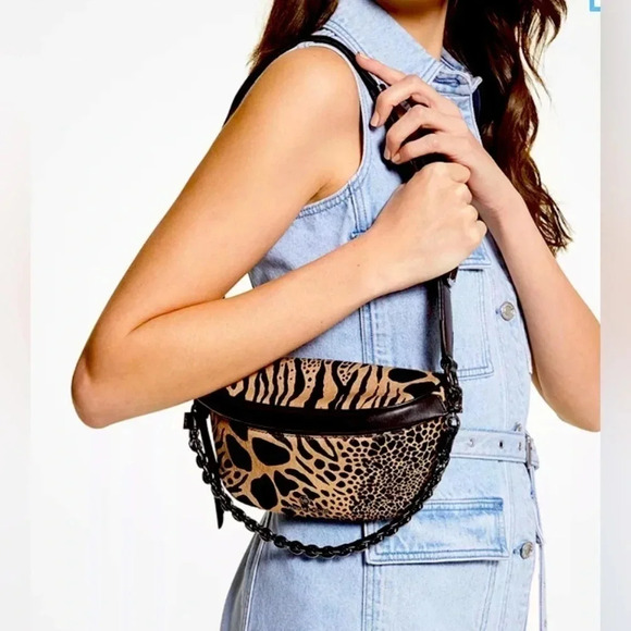 Michael Kors Animal Print Sling/Messenger Leather Bag NWT - Picture 1 of 11